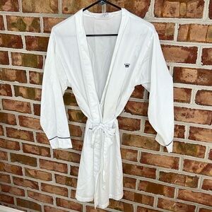 Royal Highnies 400 Thread count 100% Pima Cotton White Robe with Crown Logo. M